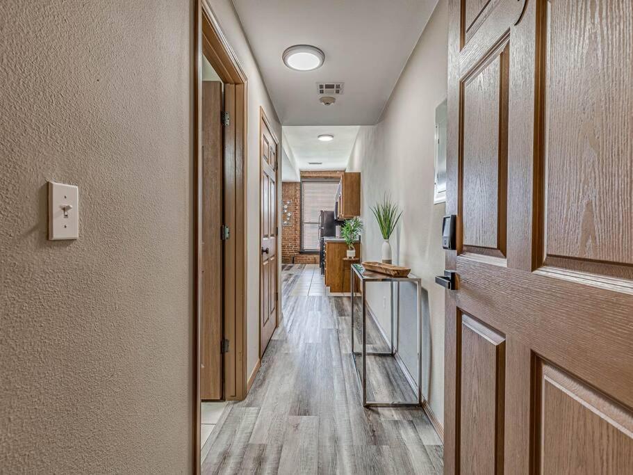 Deluxe Studio In Historic Downtown Building! Bartlesville Luaran gambar
