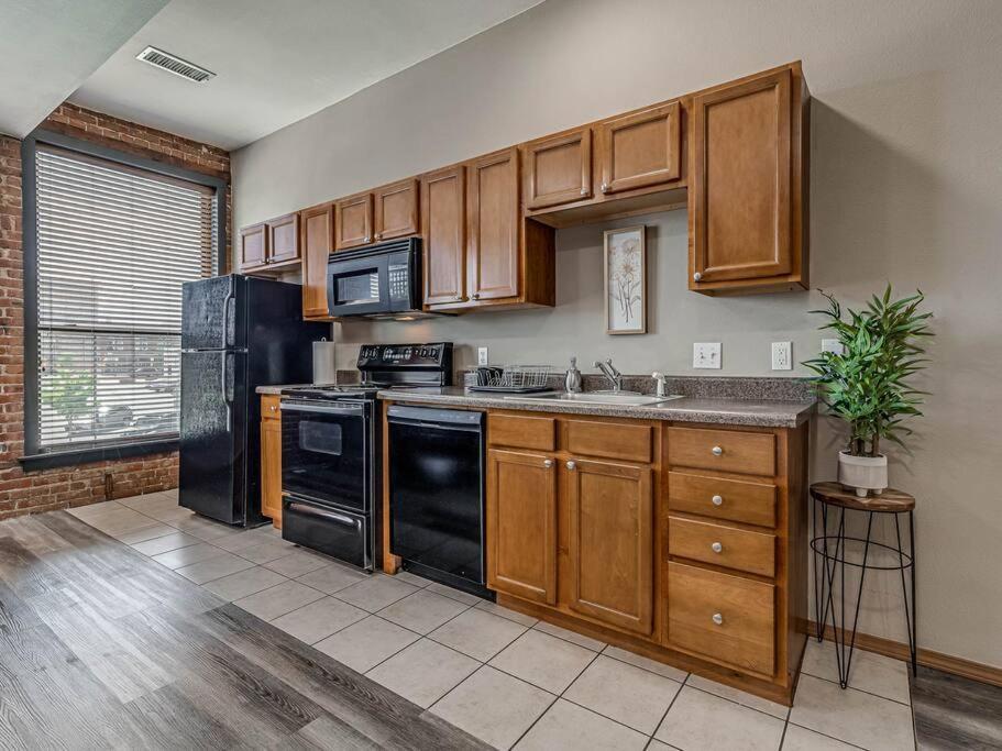 Deluxe Studio In Historic Downtown Building! Bartlesville Luaran gambar