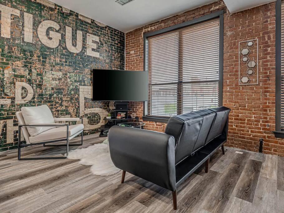 Deluxe Studio In Historic Downtown Building! Bartlesville Luaran gambar