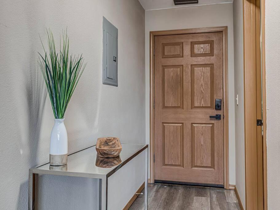 Deluxe Studio In Historic Downtown Building! Bartlesville Luaran gambar